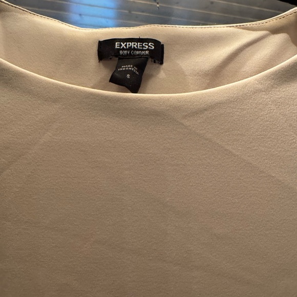 Express Cream Tank Top - Picture 2 of 3